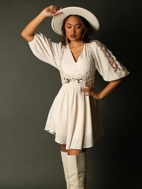 NWT Joyfolie Tashia Harness Cream S/M